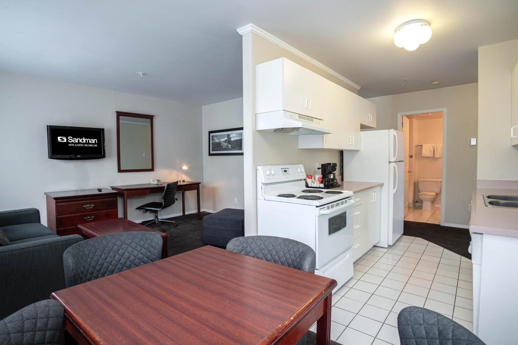 Sandman Hotel & Suites Williams Lake Εξωτερικό φωτογραφία